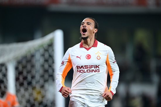 拜仁成功止损！29岁萨内土超11轮仅3球1助，年薪1125万欧全队第2