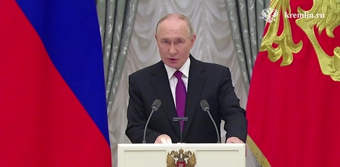 【蜗牛棋牌】普京:俄军事核技术将用于建造月球基地