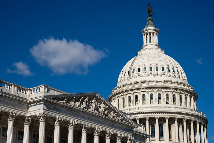 【蜗牛棋牌】美称政府“停摆”将致美第四季度GDP增长放缓