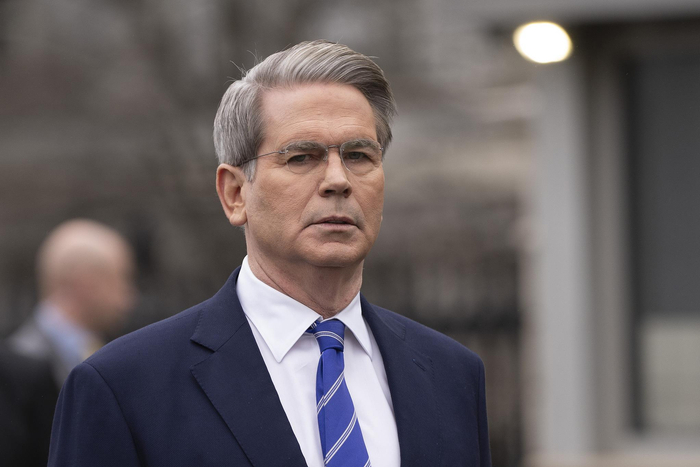 【蜗牛棋牌】美财长警告:政府“停摆”或致供应链短缺