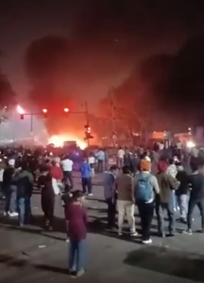 【蜗牛棋牌】已致超10人死伤!印度首都发生汽车爆炸事件,多辆汽车起火,现场画面流出