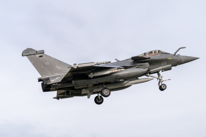 【蜗牛棋牌】画面公布!外媒:法国首次清晰展示新型超音速核巡航导弹,已在海军服役