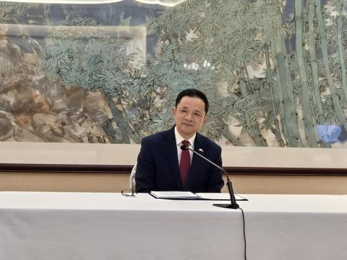 【蜗牛棋牌】韩美推动建造核潜艇,我驻韩大使发声