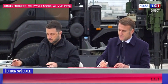 法媒：泽连斯基与马克龙签署军购意向书，乌方将采购100架“阵风”战机