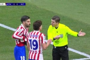 【蜗牛棋牌】欧冠四连胜终结！国米1-2马竞 吉梅内斯补时绝杀阿尔瓦雷斯破门