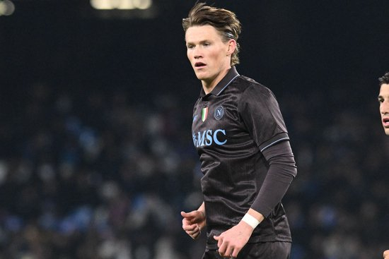 斯基拉：洛博特卡受伤，那不勒斯周末踢尤文中场可能只剩小麦