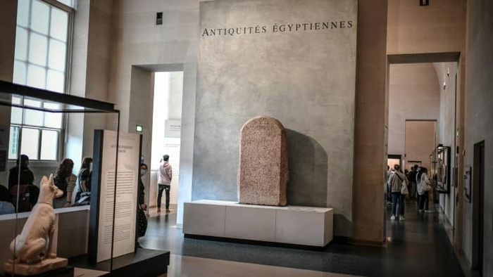 【蜗牛棋牌】卢浮宫埃及古物图书馆发生严重漏水 多部古籍受损