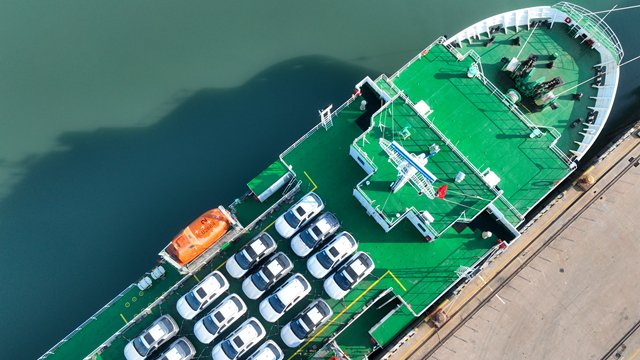 【蜗牛棋牌】1386亿美元!特朗普关税下,越南对美出口额缘何越走越高?