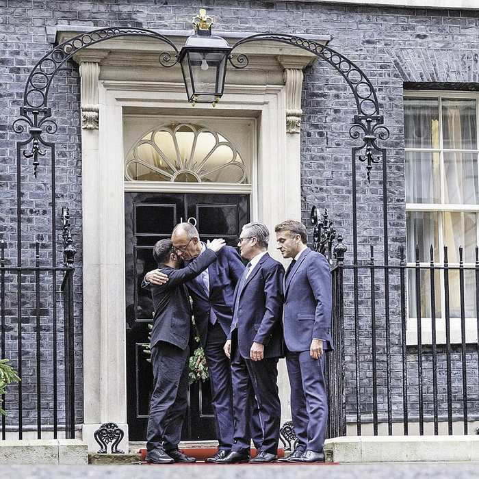 【蜗牛棋牌】泽连斯基表态不会放弃任何领土,美媒:可能标志美国推动的俄乌“和平计划”失败