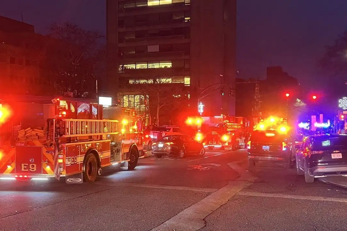 【蜗牛棋牌】美国布朗大学发生校园枪击事件