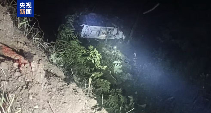 【蜗牛棋牌】哥伦比亚发生一起交通事故 已致16人死亡