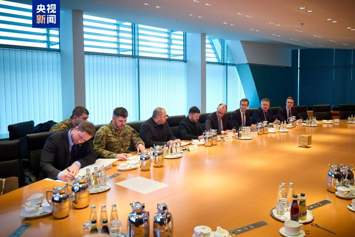 【蜗牛棋牌】美国特使称美乌柏林会谈取得“重大进展”