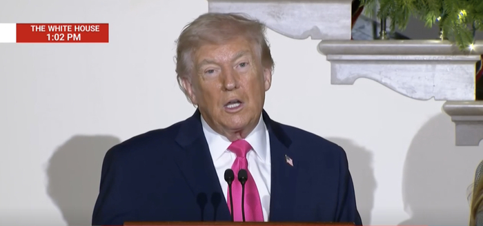 【蜗牛棋牌】澳大利亚邦迪滩枪击事件已致16人死亡，特朗普、FBI局长发声