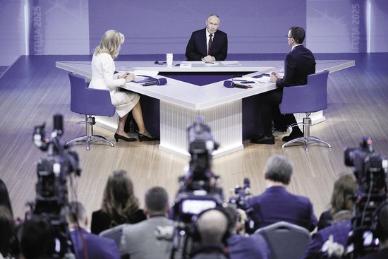 【蜗牛棋牌】首先回应俄乌局势,经济民生也是重点,普京“年度盘点”传递俄核心关切