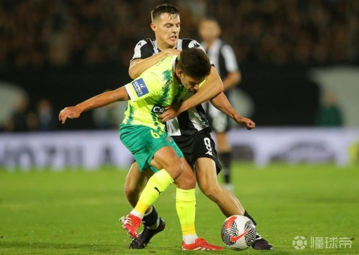 【蜗牛棋牌】跟队记者：米兰接近以500万欧签下安德烈-科斯蒂奇