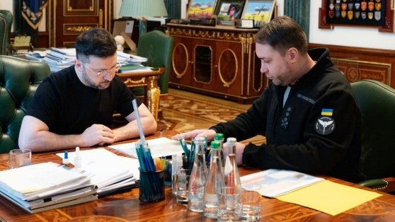 【蜗牛棋牌】泽连斯基任命布达诺夫为新任乌总统办公室主任