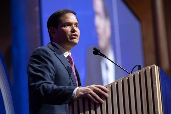 【蜗牛棋牌】美国务卿称将继续打击“贩毒船”并扣押受制裁船只