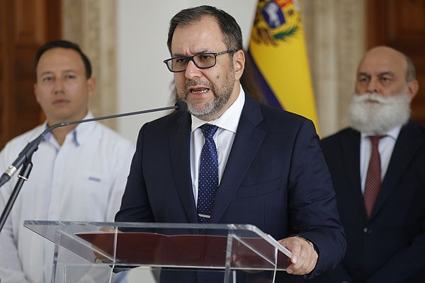 【蜗牛棋牌】委外长称该国重要科研中心在美军袭击中彻底损毁