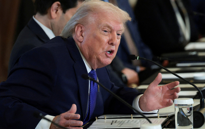 【蜗牛棋牌】特朗普称油企需对委石油产业投资至少1000亿美元