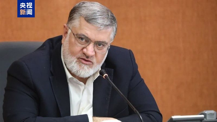 【蜗牛棋牌】伊朗德黑兰省省长称抗议群体已大幅减少