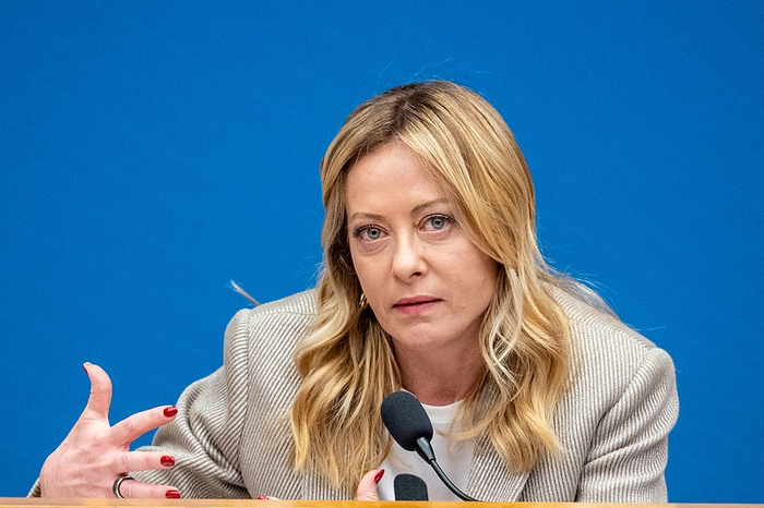 【蜗牛棋牌】意大利总理：美国因格陵兰岛对欧洲国家加征关税“是一个错误”