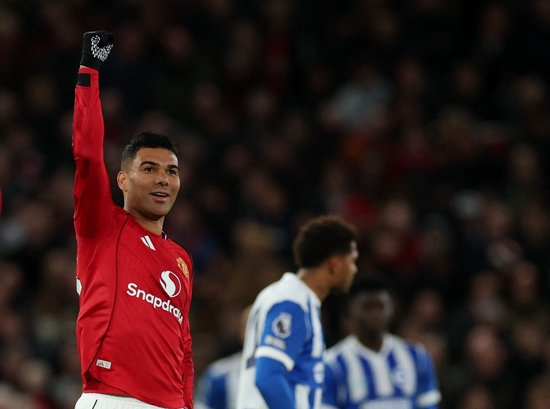 【蜗牛棋牌】曼晚：曼联不续约卡塞米罗能省1400万镑，可用来引进更年轻的中场