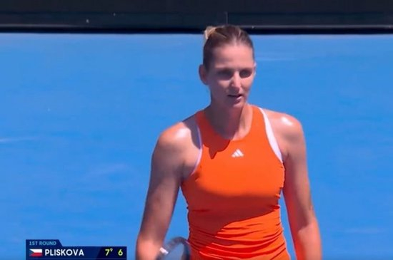 【蜗牛棋牌】前世界第1！现排名第1057的卡普2-0击败史蒂芬斯，晋级澳网第二轮