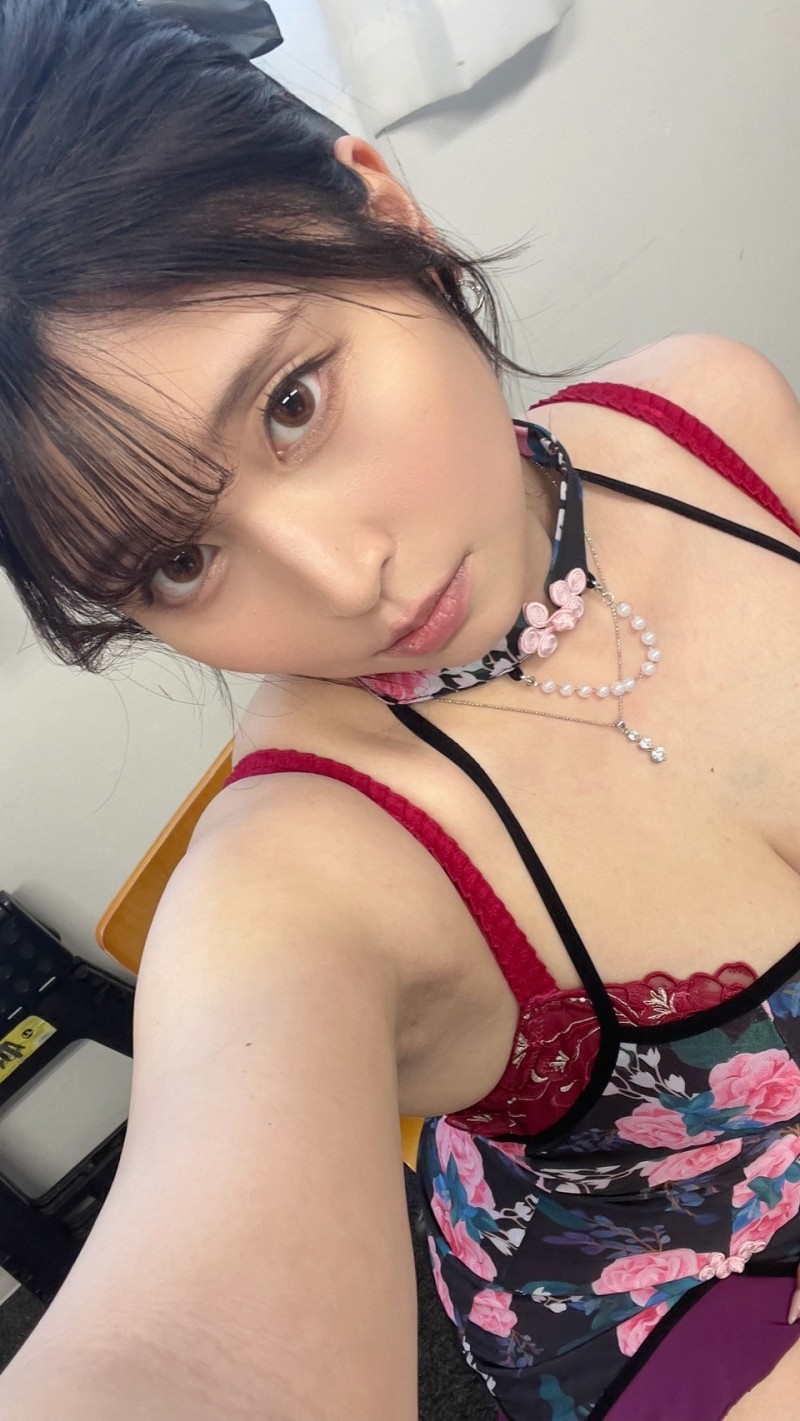 一億人の愛人！比20岁性感、比30岁奔放、比40岁可爱的她重大声明！【EV扑克下载】