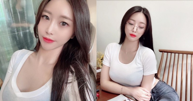 【蜗牛棋牌】性感小姐姐「白T美乳畫面辣翻」，「飽滿的胸型」太罪惡了！