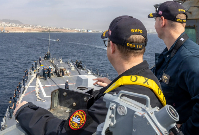 【蜗牛棋牌】美驱逐舰结束访问离开以色列埃拉特港