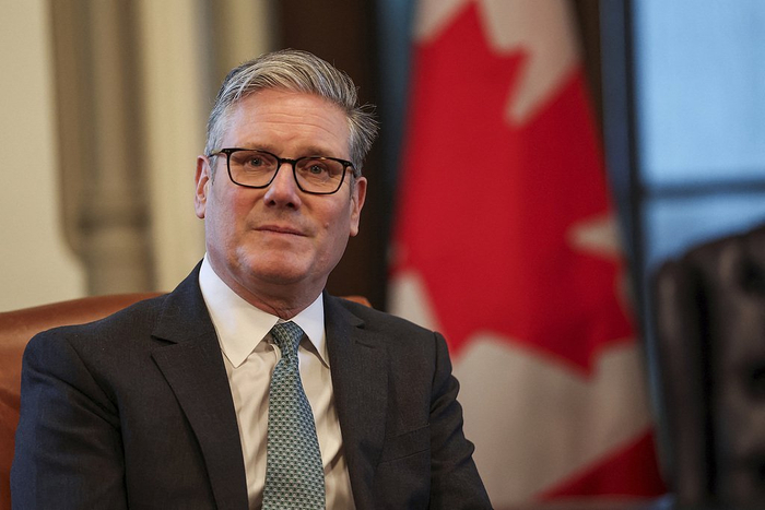 【蜗牛棋牌】英媒：幕僚长辞职重创斯塔默