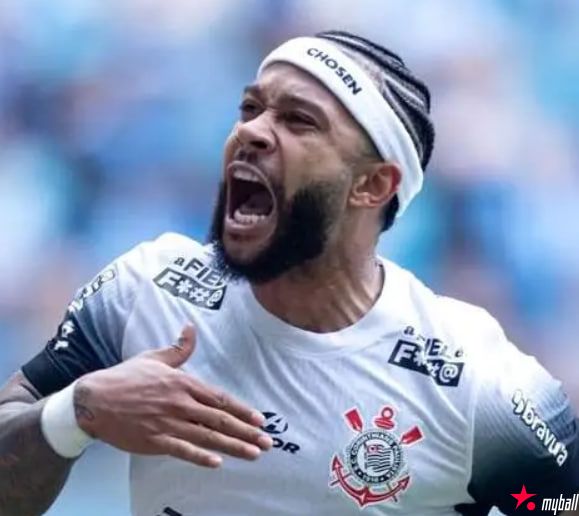 大发体育-巴甲不逊英超!32岁老将比利物浦、曼联锋线荷兰,大发助力你的致富之路!