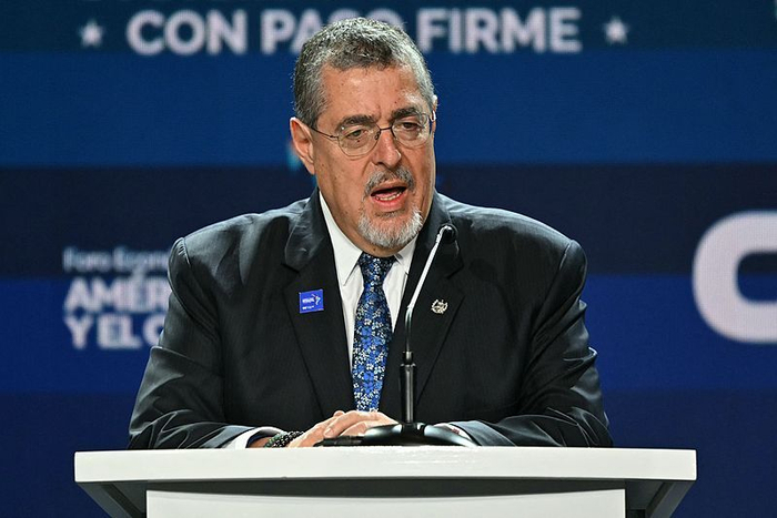 【蜗牛棋牌】危地马拉总统宣布取消全国戒严状态