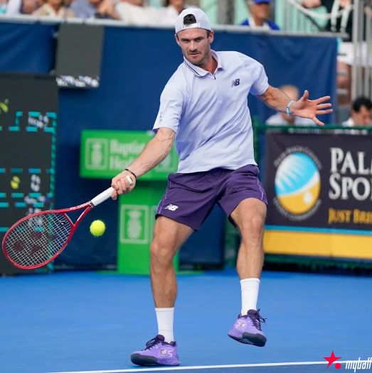 迈博体育 塞巴斯蒂安击败汤米，赢得德雷海滩公开赛冠军