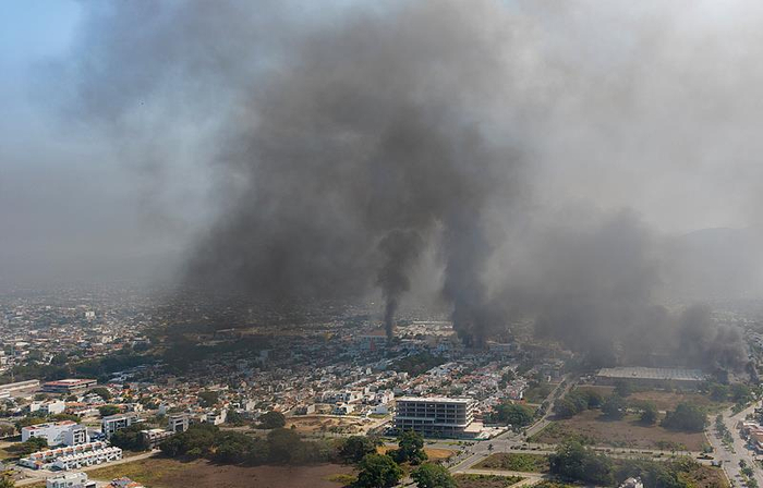 【蜗牛棋牌】墨西哥贩毒集团报复行动致27名安全人员死亡