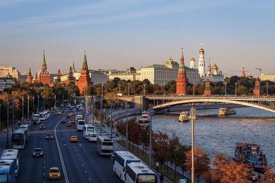 【蜗牛棋牌】俄称已击落42架飞往莫斯科的无人机