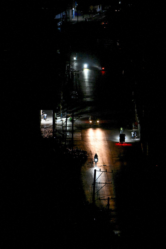 【蜗牛棋牌】古巴“至暗时刻”：能源封锁、医疗危机与社会困局