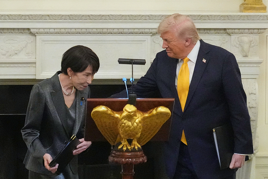 【蜗牛棋牌】高市早苗访美,一场代价高昂的“政治秀”