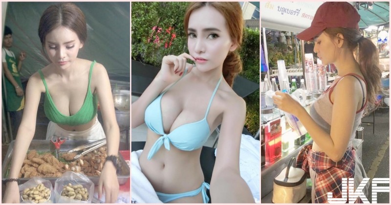 【蜗牛棋牌】這胸部太辣！小吃攤「巨乳奶妹」視角好邪惡！超可愛「白嫩圓乳」引人遐想…