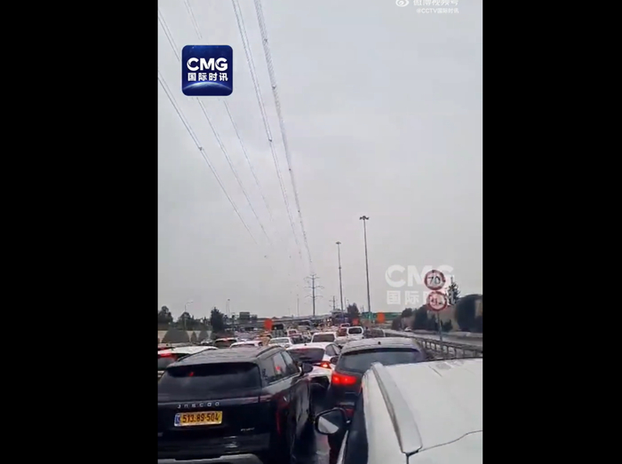 【蜗牛棋牌】伊朗10分钟5波导弹袭击以色列！特朗普开出停火条件，万斯强力施压谈判“中间人”：总统已经“不耐烦了”