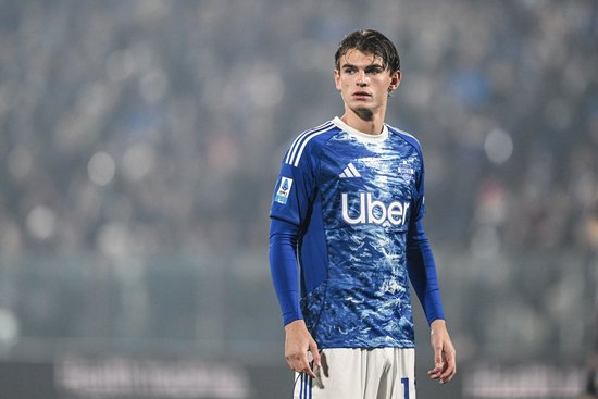 【蜗牛棋牌】阿斯:皇马今夏可以约1000万欧元回购帕斯,科莫方面在等待决定