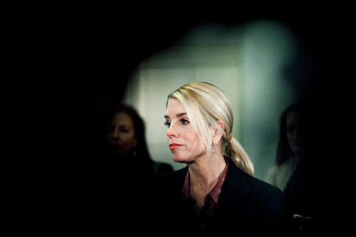 【蜗牛棋牌】“邦迪女将”下课了