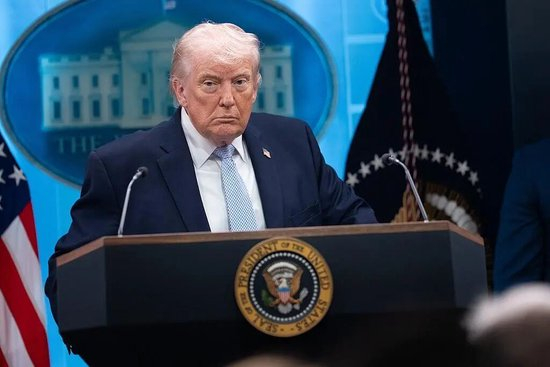 【蜗牛棋牌】特朗普：伊朗已同意几乎所有要求，达成协议非常乐观，如在伊斯兰堡签署协议，我可能会前往