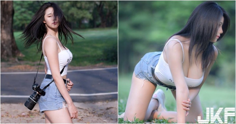 【蜗牛棋牌】妹子自備大砲好狂！完美捕捉「巨乳角度」，側面趴跪「波濤洶湧」全溢出來啦！