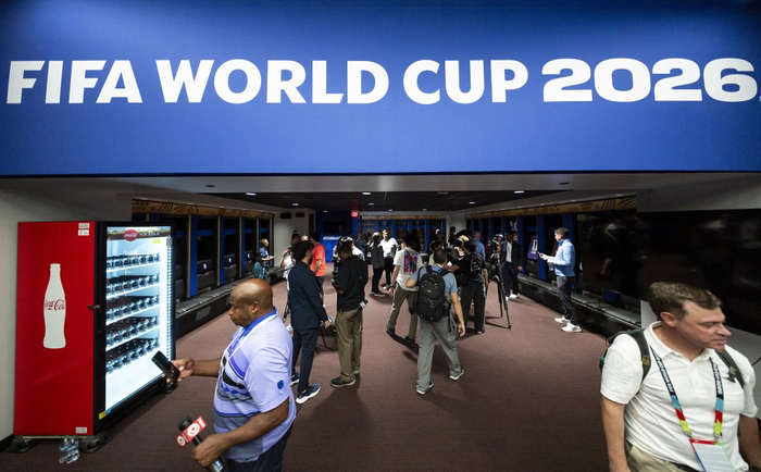 【蜗牛棋牌】观赛费用暴涨五倍,主办城市贴钱:谁在为FIFA“史上最高收益”买单?