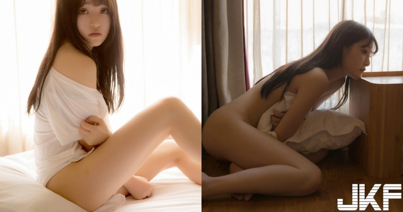 【蜗牛棋牌】純情少女被弄髒！超真實「大尺度寫真」白嫩胴體勾引男人獸慾噴發呀！