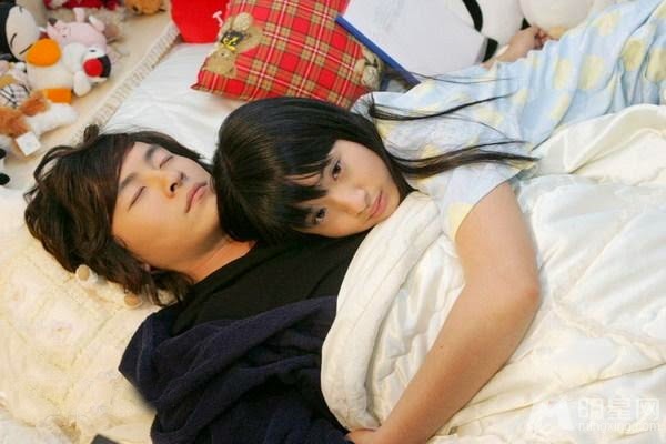 【蜗牛棋牌】聖誕節握住心儀的他！　主動女孩4大追愛技巧…剩不到一個月快進攻吧