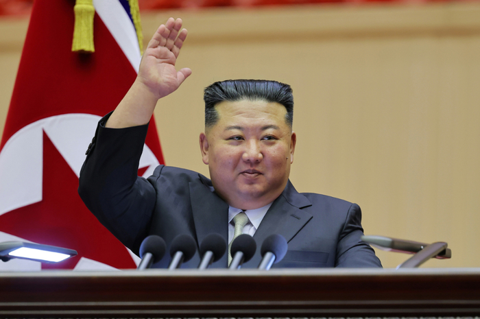 【蜗牛棋牌】朝鲜切实执行12年制义务教育,金正恩在教员大会上深情发言:“世上再没有母亲、老师这样亲切而高贵的称呼!”