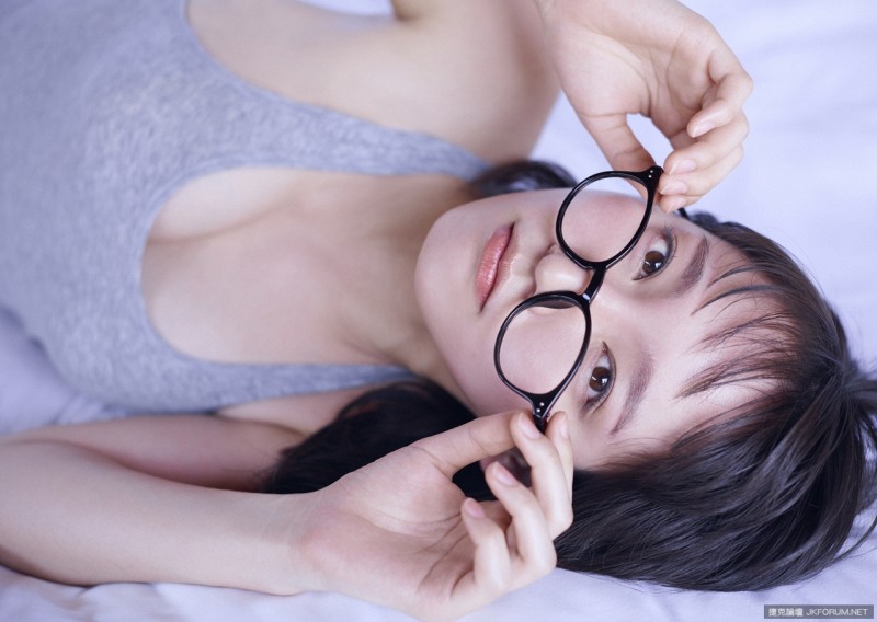 【蜗牛棋牌】不合理！療癒系好胸女孩《吉岡里帆》當配角　居然比主角亮眼？！