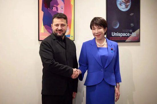 【蜗牛棋牌】高市早苗任内首次对俄制裁,泽连斯基高调发文感谢日本政府的支持,赞赏制裁措施是及时且有必要的